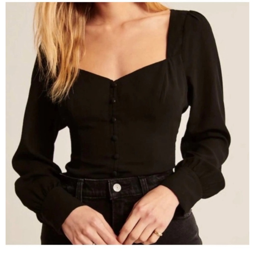 NWT Abercrombie & Fitch Black Long Sleeve Button Up Crop Top Size XXS
